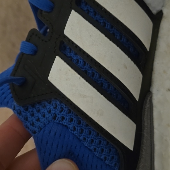 Adidas UltraBoost Blue and White S&L - Picture 6 of 7